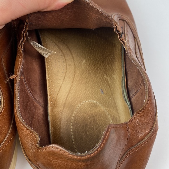 Ugg | Brown Leather Slip On Loafers Men’s 11 - Picture 9 of 10